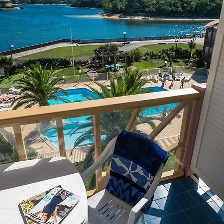 Aparthotel & Golf Le Boucanier Port D'albret 3*
