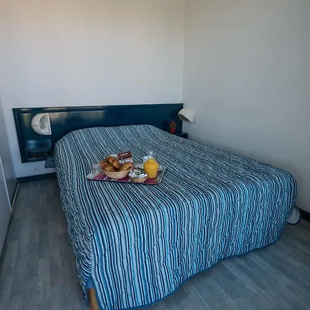 Aparthotel & Golf Le Boucanier Port D'albret 3*