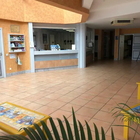 Mer & Golf Le Boucanier Port D'albret 3*